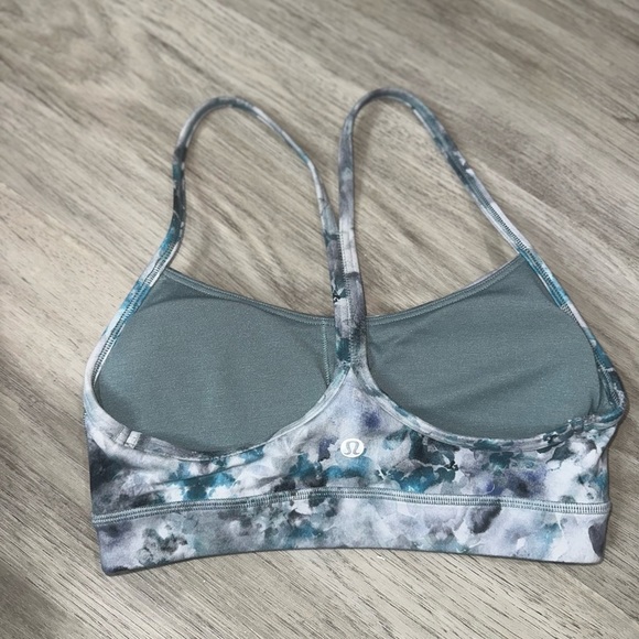 Lululemon Flow Y Bra Nulu *Light Support - Picture 6 of 8